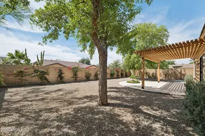 16195 W Glenrosa Avenue, Goodyear, AZ 85395 - Photo 38