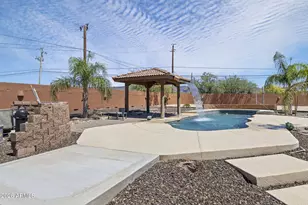 47012 N New River Rd, New River, AZ 85087 - Photo 28