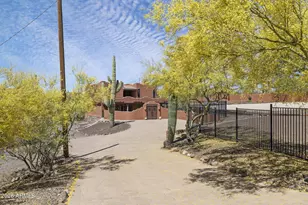 47012 N New River Rd, New River, AZ 85087 - Photo 32