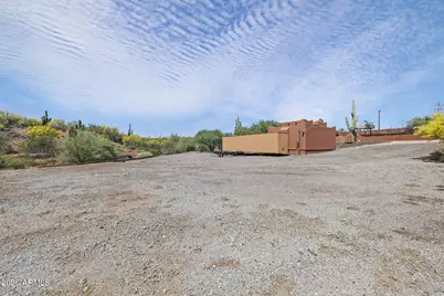 47012 N New River Road, New River, AZ 85087 - Photo 42