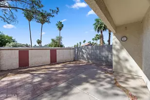 614 S Rio Dr, Chandler, AZ 85225 - Photo 32