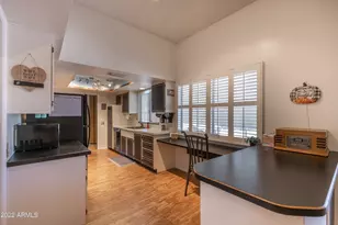 10638 W Sequoia Dr, Sun City, AZ 85373 - Photo 2