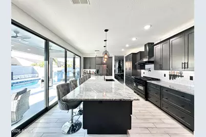 17332 W Young Street, Surprise, AZ 85388 - Photo 8