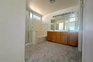 19858 N 33rd Pl, Phoenix, AZ 85050 - Photo 16