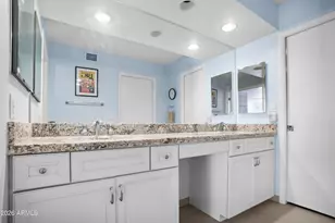 8330 E San Bernardo Dr, Scottsdale, AZ 85258 - Photo 18