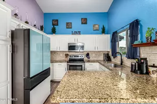 25666 W St Charles Ct, Buckeye, AZ 85326 - Photo 10