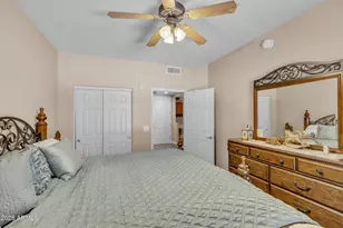 5450 E Deer Valley Dr E, Phoenix, AZ 85054 - Photo 16