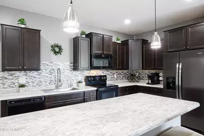 8407 N 61st Drive, Glendale, AZ 85302 - Photo 6