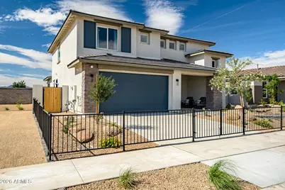 17584 W Illini Street, Goodyear, AZ 85338 - Photo 2