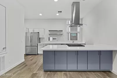 325 E Coronado Road #Unit 8, Phoenix, AZ 85004 - Photo 12