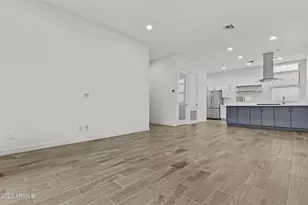 325 E Coronado Rd, Phoenix, AZ 85004 - Photo 16