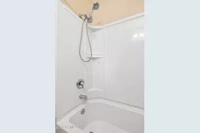 931 W Mackenzie Drive, Phoenix, AZ 85013 - Photo 18