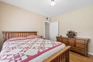 931 W MacKenzie Dr, Phoenix, AZ 85013 - Photo 14