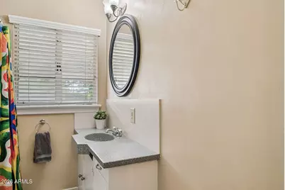 931 W Mackenzie Drive, Phoenix, AZ 85013 - Photo 16