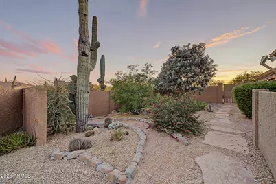 7025 E Carriage Trails Drive, Scottsdale, AZ 85266 - Photo 32