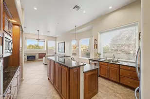 7025 E Carriage Trails Dr, Scottsdale, AZ 85266 - Photo 18