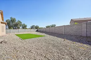 19702 N Emmerson Cir, Maricopa, AZ 85138 - Photo 28