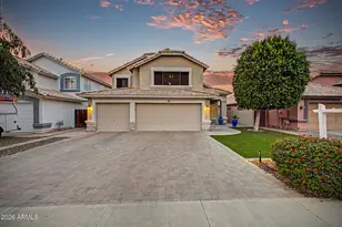 704 E Windsor Dr, Gilbert, AZ 85296 - Photo 2