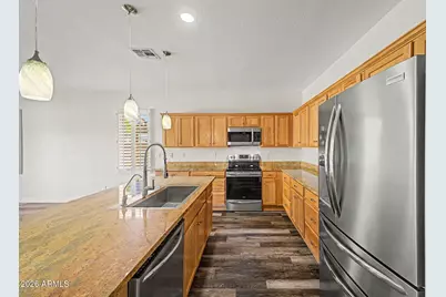 17544 W Port Royale Lane, Surprise, AZ 85388 - Photo 6
