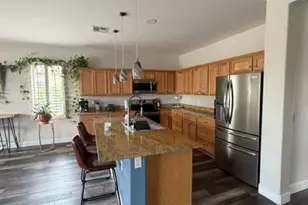 17544 W Port Royale Ln, Surprise, AZ 85388 - Photo 8