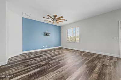 17544 W Port Royale Lane, Surprise, AZ 85388 - Photo 10