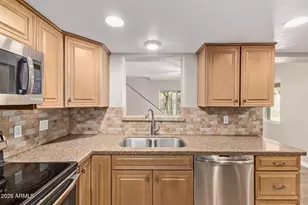9804 N 4th Ave, Phoenix, AZ 85021 - Photo 10