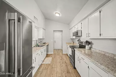 418 E Hidalgo Avenue, Phoenix, AZ 85040 - Photo 10