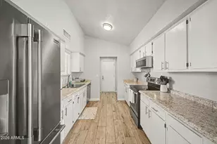 418 E Hidalgo Ave, Phoenix, AZ 85040 - Photo 10