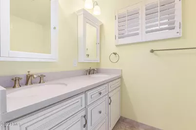 1211 W Hayward Avenue, Phoenix, AZ 85021 - Photo 24