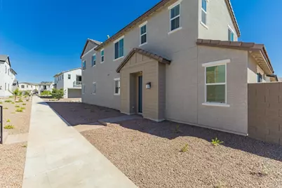 2436 W Maximo Way, Phoenix, AZ 85085 - Photo 2