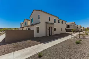 2434 W Maximo Wy, Phoenix, AZ 85085 - Photo 2