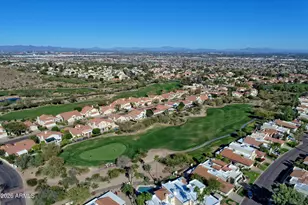 4610 E Monte Way, Phoenix, AZ 85044 - Photo 32