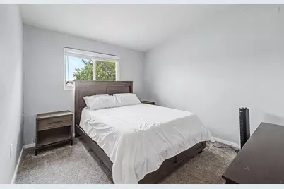 2025 E Howe Avenue, Tempe, AZ 85281 - Photo 14