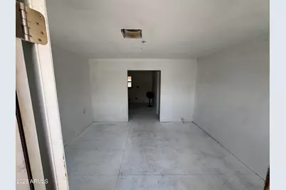 8910 N 10th Street, Phoenix, AZ 85020 - Photo 2