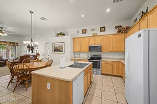 8208 W Deanna Dr, Peoria, AZ 85382 - Photo 16