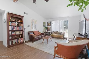 2542 N 46th St, Phoenix, AZ 85008 - Photo 4