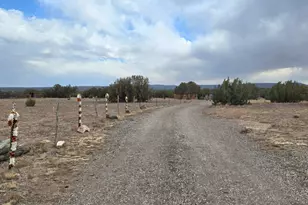 8495 W Antelope Run Rd, Ash Fork, AZ 86320 - Photo 10