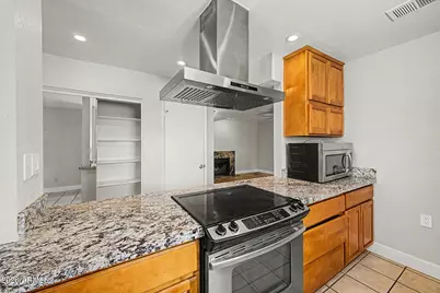 850 S River Drive #1044, Tempe, AZ 85281 - Photo 12