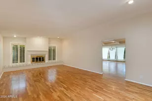 313 E Wagon Wheel Dr, Phoenix, AZ 85020 - Photo 4