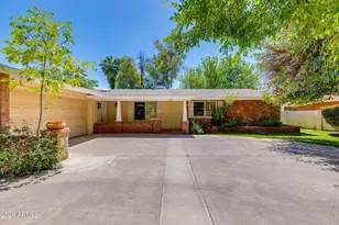 313 E Wagon Wheel Dr, Phoenix, AZ 85020 - Photo 2