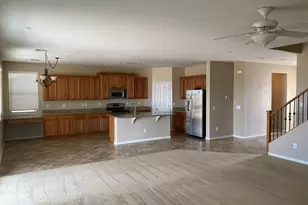 33175 N Slate Creek Dr, San Tan Valley, AZ 85143 - Photo 4