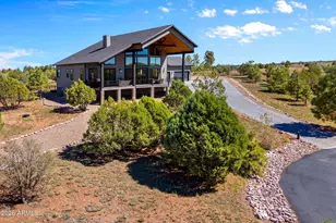 2258 Big Bear Cir, Overgaard, AZ 85933 - Photo 8