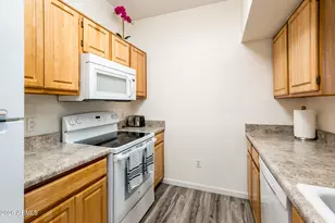 14950 W Mountain View Blvd, Surprise, AZ 85374 - Photo 10