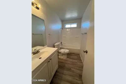 10641 N 15th Avenue #Apt B, Phoenix, AZ 85029 - Photo 6