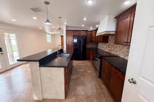2722 E Nisbet Rd, Phoenix, AZ 85032 - Photo 2