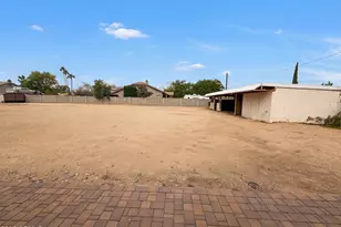2722 E Nisbet Rd, Phoenix, AZ 85032 - Photo 20