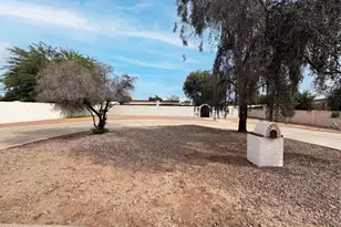 2722 E Nisbet Rd, Phoenix, AZ 85032 - Photo 10