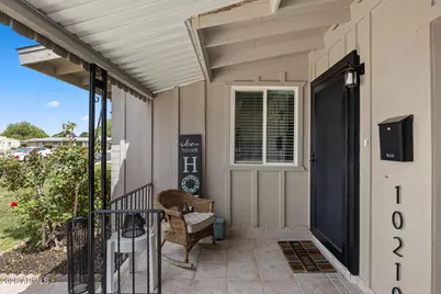 10210 W Snead Circle N, Sun City, AZ 85351 - Photo 2