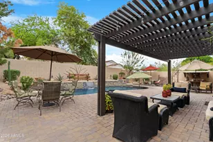 2107 E Beautiful Ln, Phoenix, AZ 85042 - Photo 30