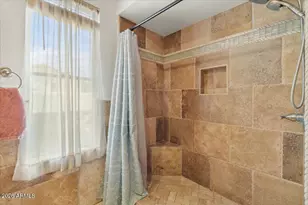 1820 E Frier Dr, Phoenix, AZ 85020 - Photo 20